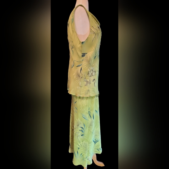 NWT Donna Ricco size 14 lime green 2 piece top & skirt - Picture 14 of 15